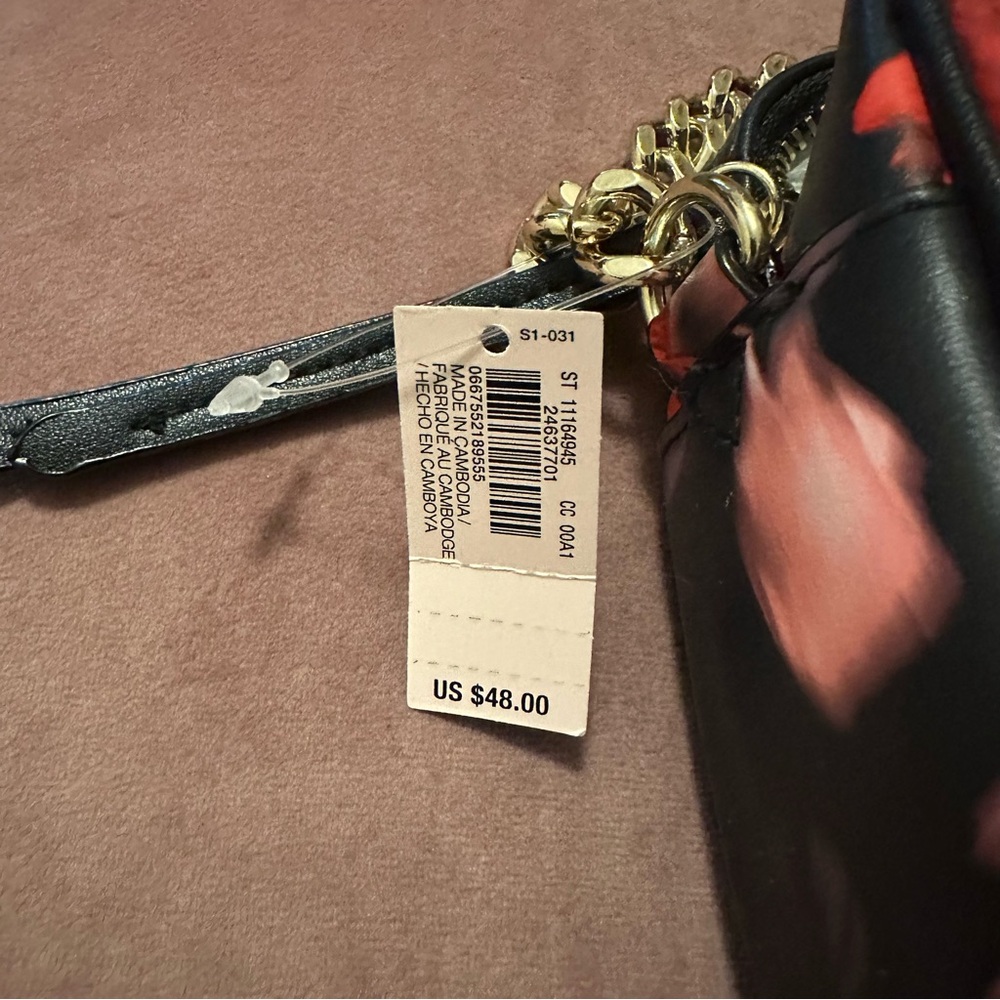 NWT Victoria’s Secret crossbody rose bag/purse - Picture 2 of 6